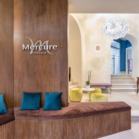 Mercure Napoli Centro Angioino Nápoles Exterior foto