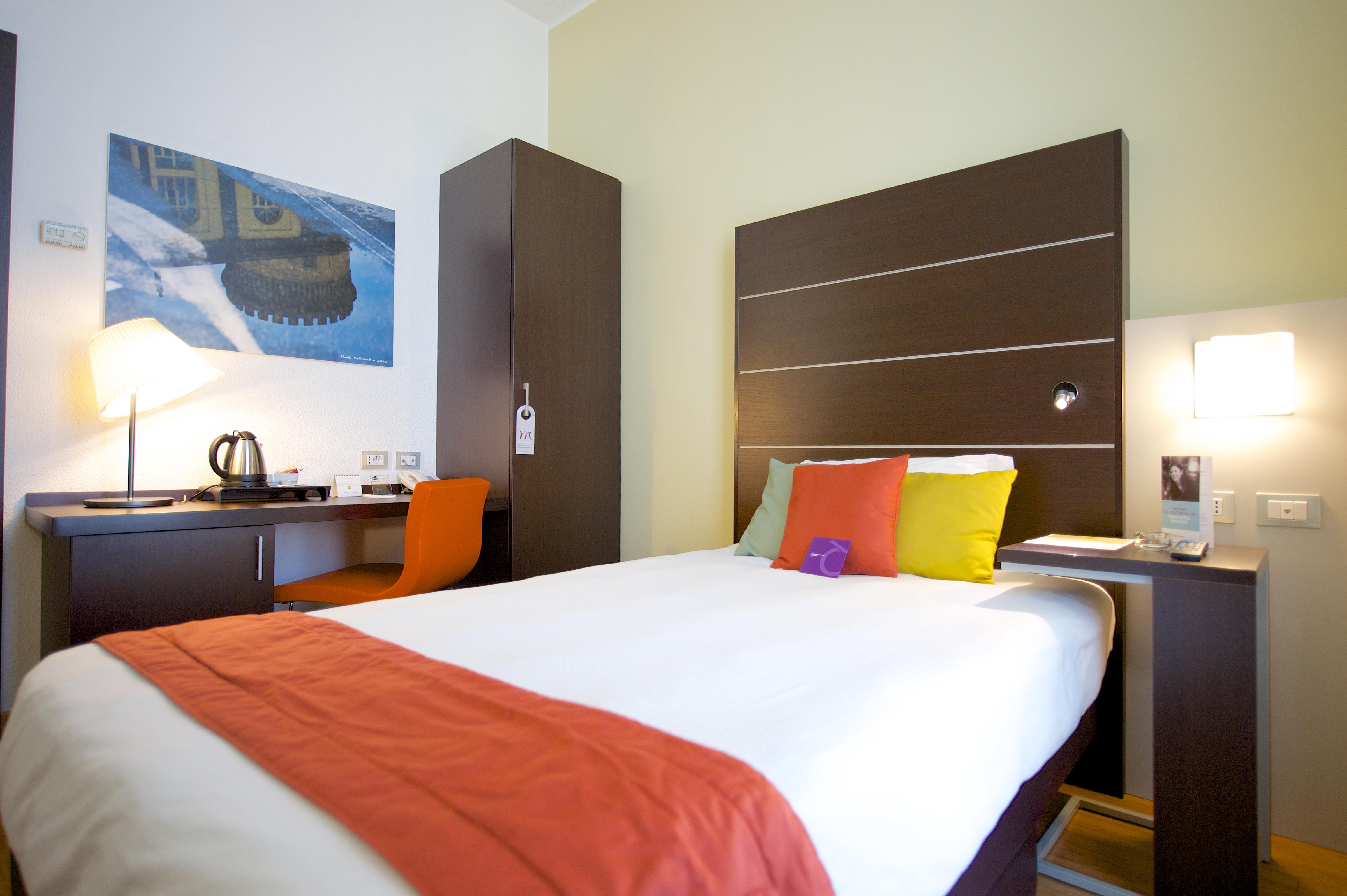 Mercure Napoli Centro Angioino Nápoles Exterior foto